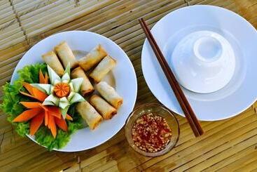 هتل Hoi An Ht Villa And Hostel