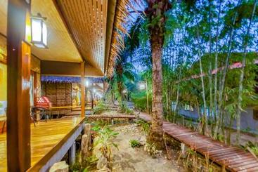هتل Baan Suan Farmstay