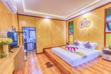 هتل Baan Suan Farmstay