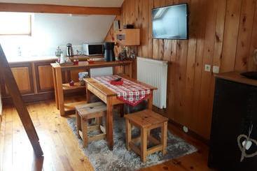 تختخواب و صبحانه Chambre D'hôtes Kiki & Coco