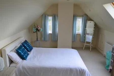 تختخواب و صبحانه Roe Valley Manor And Estate
