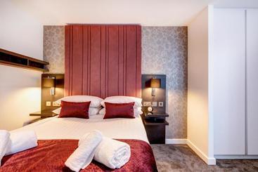 Dockside Apartments At Excel