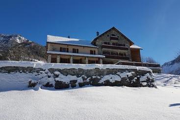 هتل Chalet Du Bon Air