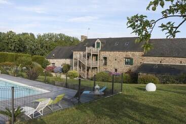 مبيت وإفطار Les Keriaden S Maison D Hotes