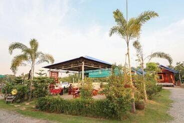 هتل Banphu Resort   บ้านปู รีสอร์ท