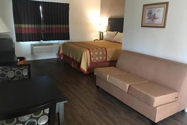 مُتل Manhattan Inn & Suites