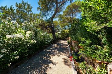 Villa Catleya Appart Hôtel