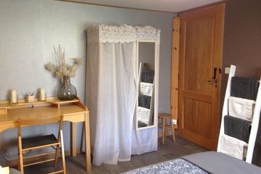 تختخواب و صبحانه Chambre D Hotes Hola