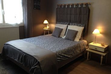 تختخواب و صبحانه Chambre D Hotes Hola