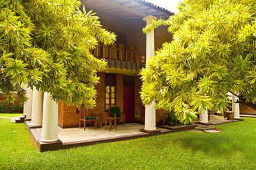 Hotel Riviras