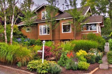 Argyle House Bed And Breakfast