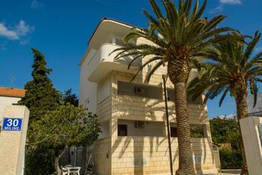 Apartments Jerkunica