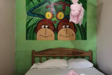 Coconut Hostel B&b