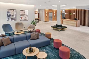 هتل Hilton Garden Inn Riga Old Town