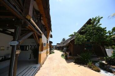 هتل Imagine Beach