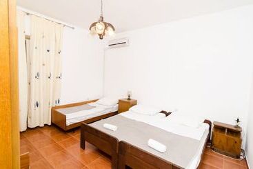 פנסיון Guest House Kiko
