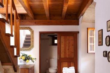 Vecchia Casa Kamara