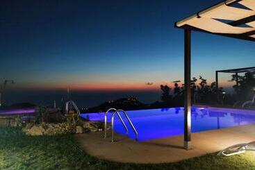 مبيت وإفطار Il Podere Dell Angelo Old Country House