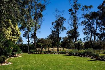 Fairlawn Estate