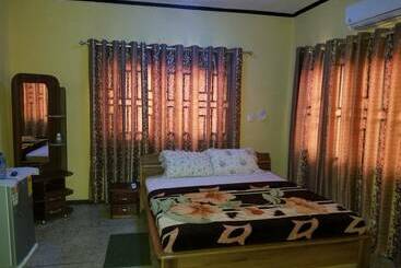 هتل Nass Lodge