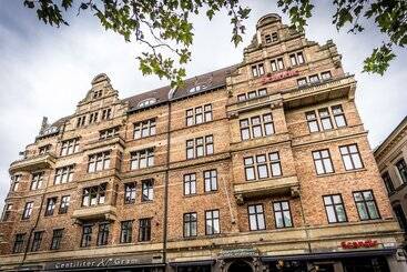هتل Scandic Stortorget