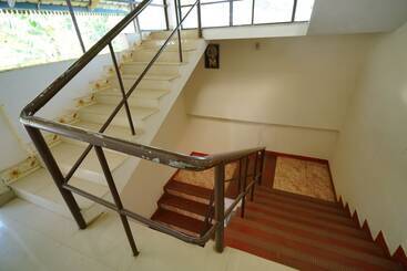 בית מלון כפרי Mackal Residency By Oyo Rooms
