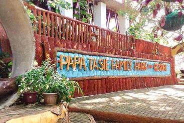 酒店 Papa Tasi Lake Side  And Park