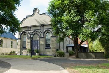 Willowgate Hall Luxury Hosted B&b