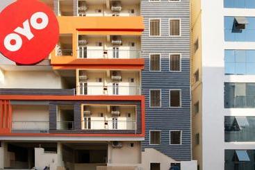 酒店 Deepansh Plaza By Oyo Rooms