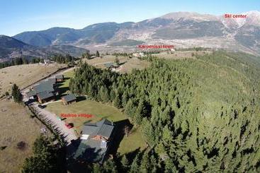 Kedros Village
