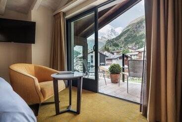Hotel National Zermatt   Matterhorn Views, Sunnegga Gateway & Spa