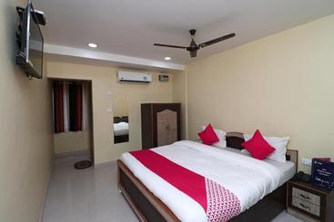 호텔 Govind Guest House By Oyo Rooms
