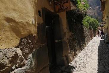 Hospedaje El Tambo B&b
