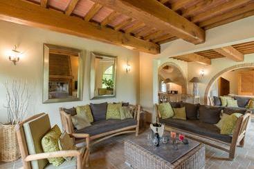 Villa Popillo
