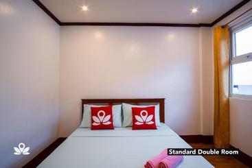 هتل Zen Rooms  Ni Pepe Baler