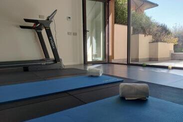 خانه Le Stanze Del Lago Suites & Pool