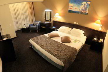 هتل Dedeman Rize
