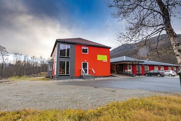 شقق خاصة سياحية North Of Lyngen Apartments