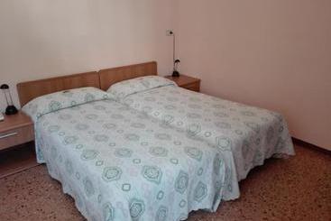 هتل Albergo Giardino