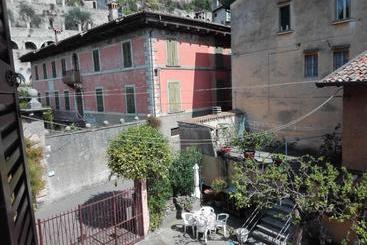 هتل Albergo Giardino