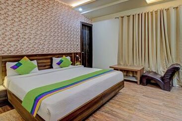 هتل Treebo Trend Sam Inn