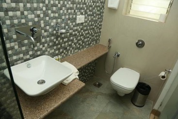هتل آپارتمان La Vida Studio Inn Baga  Goa  By Lords Hotels And Resorts