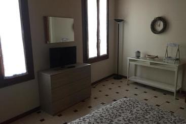 پانسیون B&b Via Garibaldi