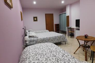 تختخواب و صبحانه Villa Delle Vacanze