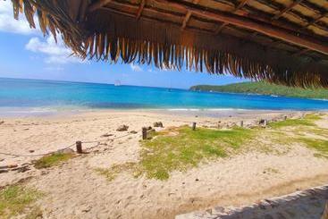 استراحتگاه Tenuta Chatham Bay