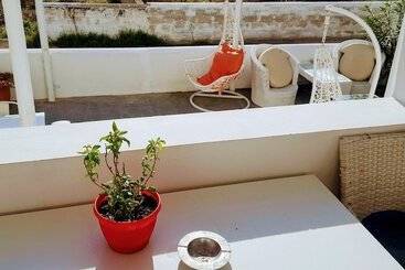 هتل آپارتمان Pleasure Beachside Studios