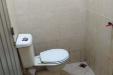 پانسیون Adikarta Guesthouse Seturan