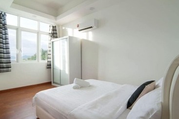آپارتمانهای توریستها Sunset Seaview Vacation Condos At Crystal Condo