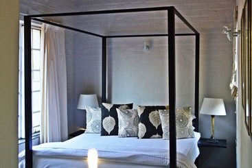 Kruger River Villas  Treetop Loft