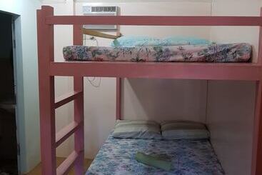 فندق Pleasant Valley Guesthouse   Baler